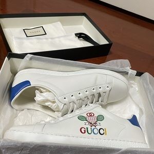 Gucci Sneakers for Women. Size 37.5